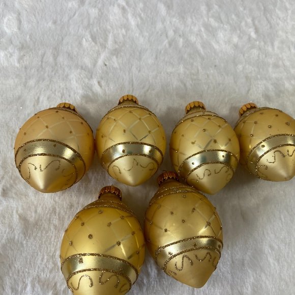 Vintage glass ornaments set of 6 Gold Egg shape Glitter raised design - Picture 9 of 9